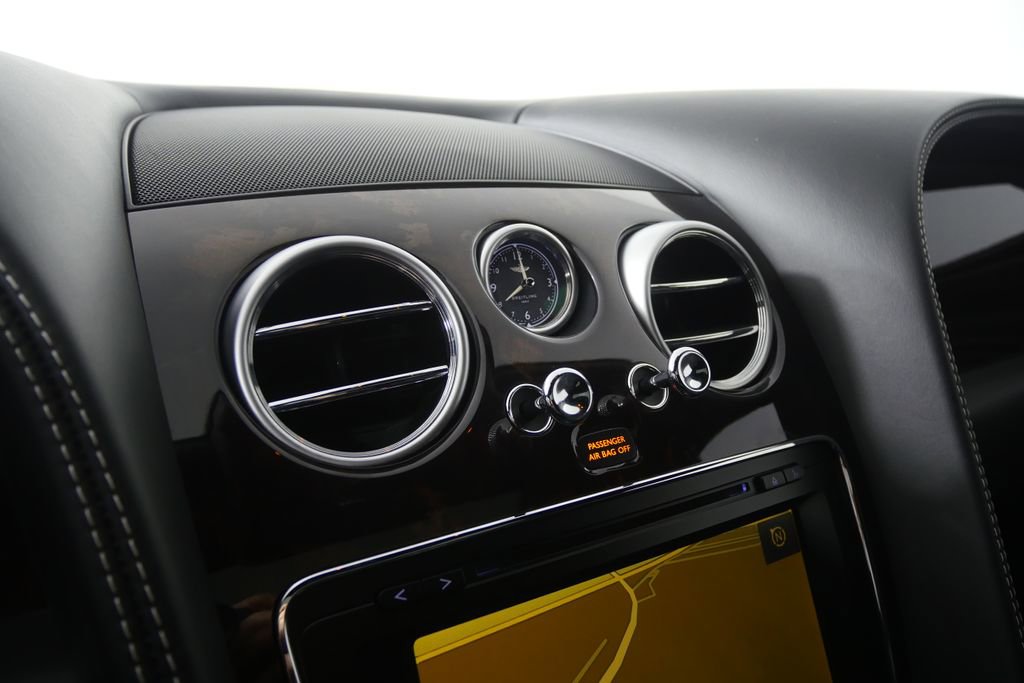 Used 2016 Bentley Flying Spur W12 image 21