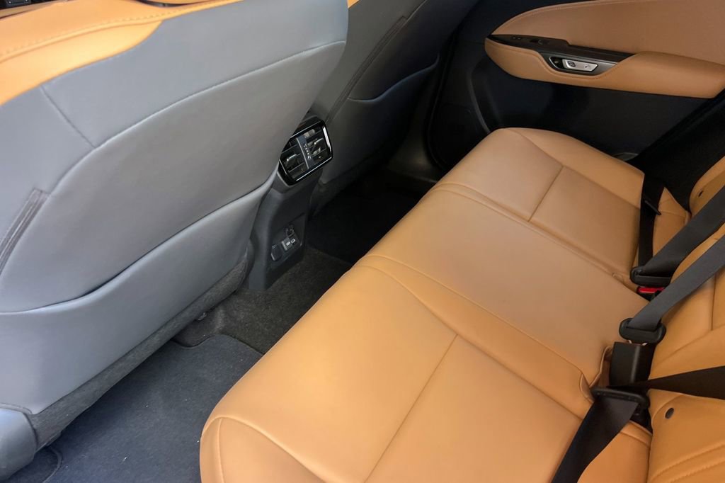 Used 2023 Lexus NX 350h AWD w/ Towing Package (2000 Lbs) image 14