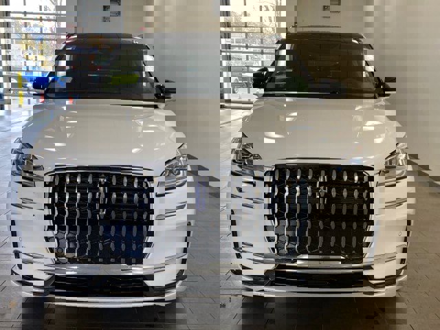 New 2025 Lincoln Corsair Grand Touring w/ Equipment Group 301A image 3