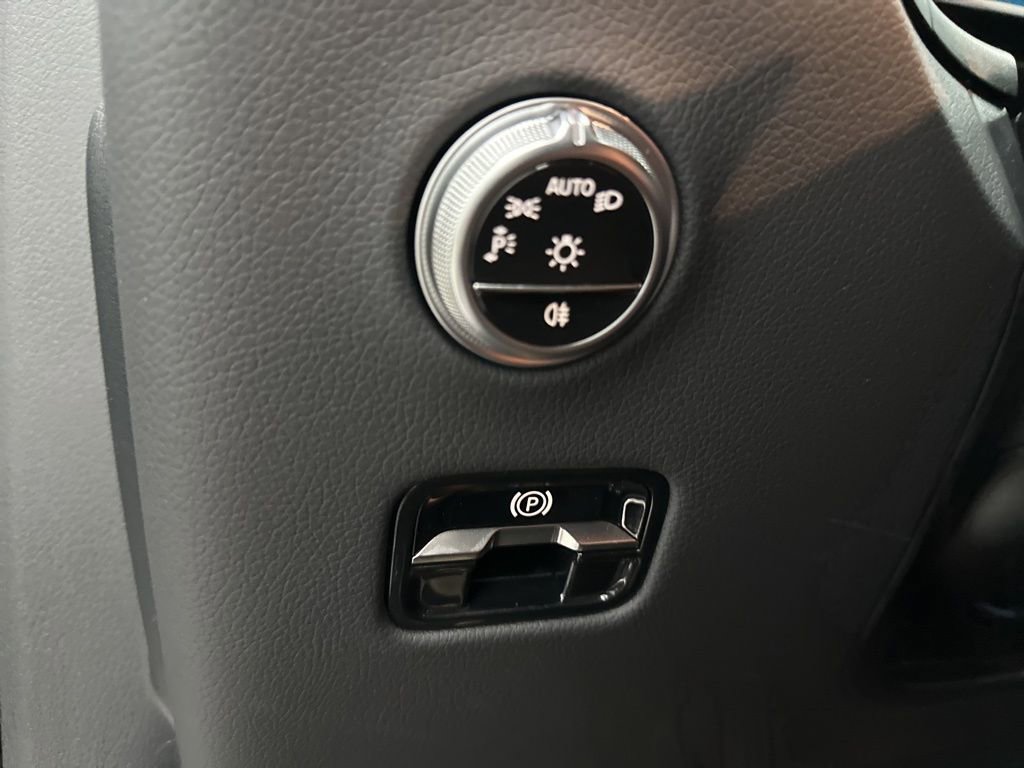 New 2026 Mercedes-Benz GLC 300 4MATIC image 19