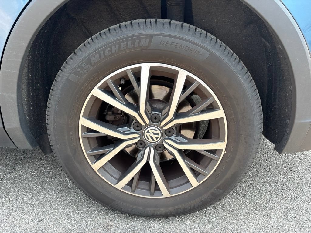 Used 2019 Volkswagen Tiguan SEL AWD/4WD image 7