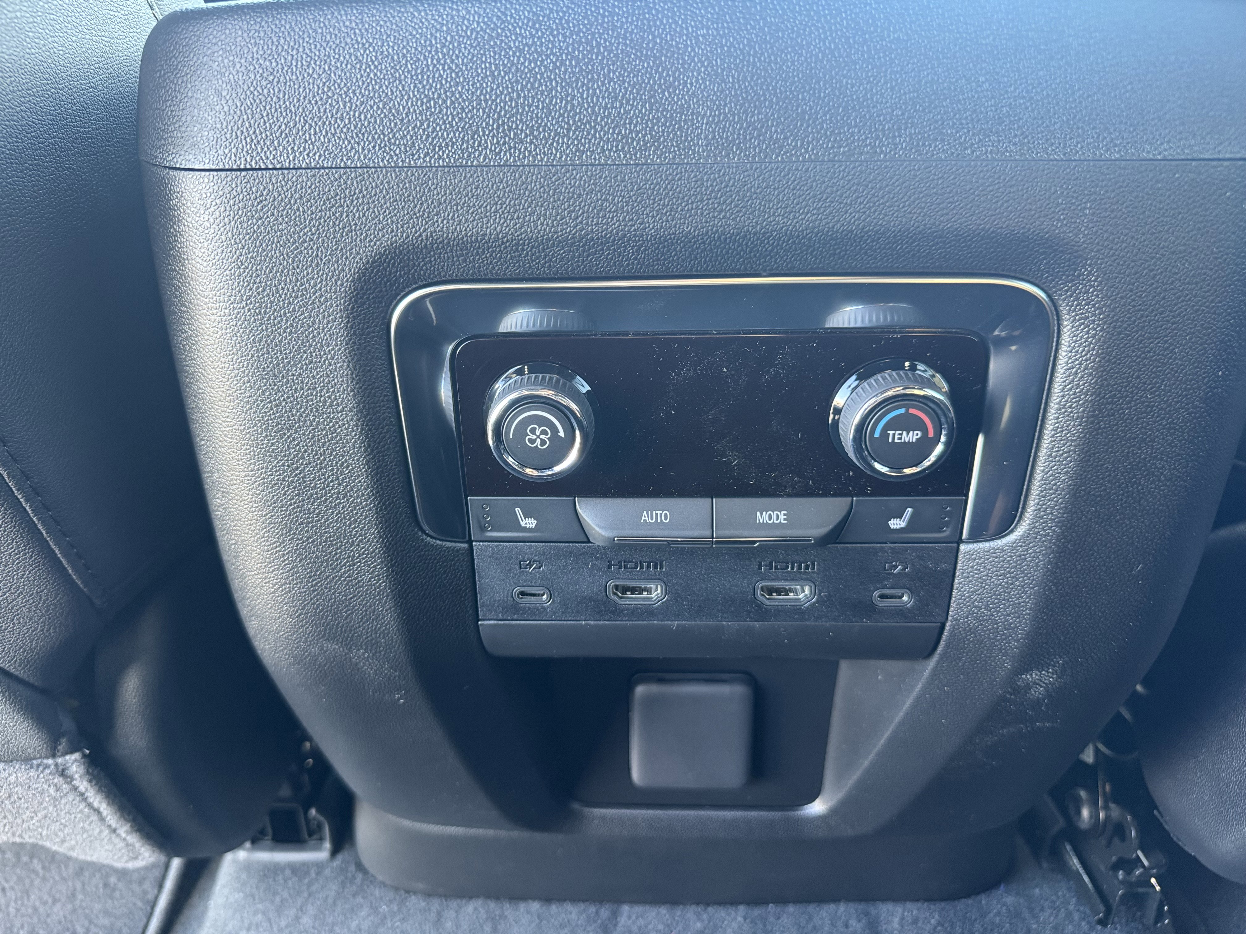 New 2026 Chevrolet Tahoe Premier image 9