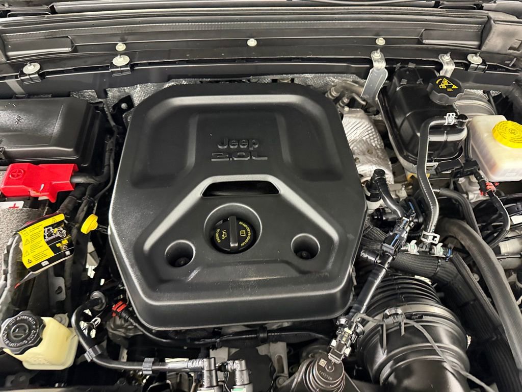 Used 2025 Jeep Wrangler Sport S image 34