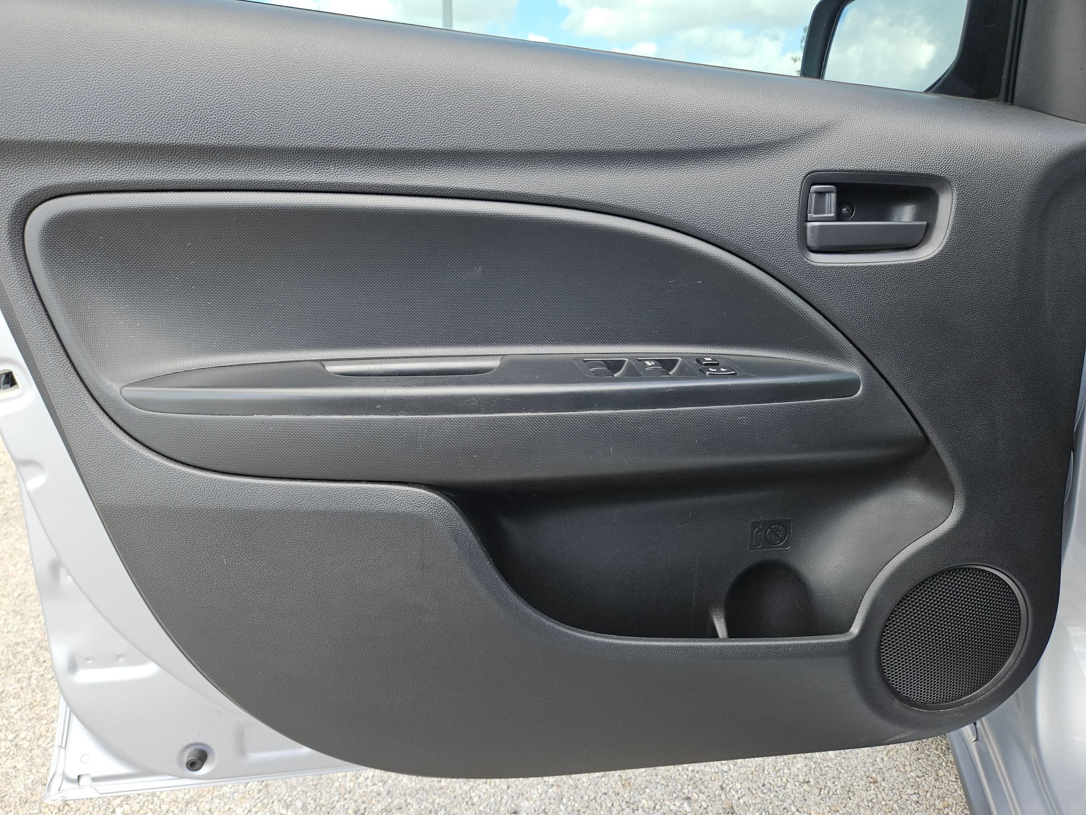 Used 2024 Mitsubishi Mirage G4 ES FWD image 11