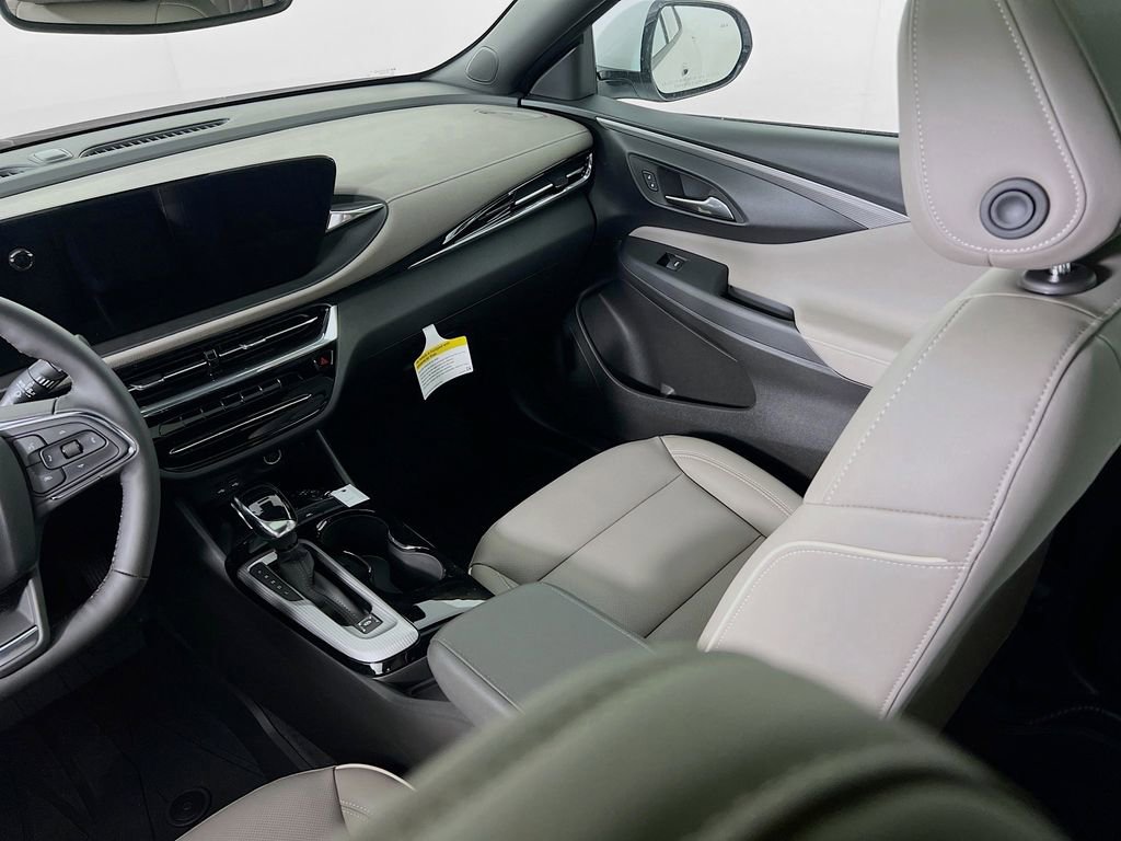 New 2025 Buick Envista Avenir image 21
