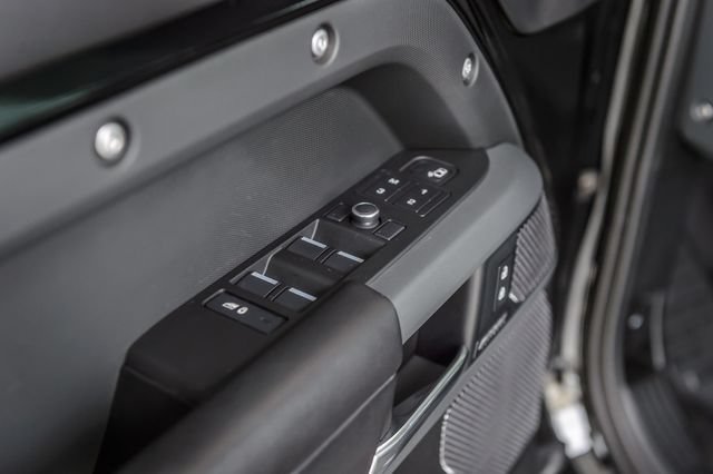 Used 2020 Land Rover Defender 110 X AWD/4WD image 51