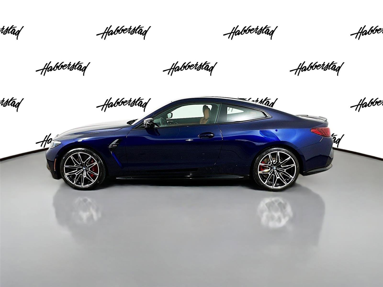 Used 2025 BMW M4 Coupe w/ Executive Package image 8