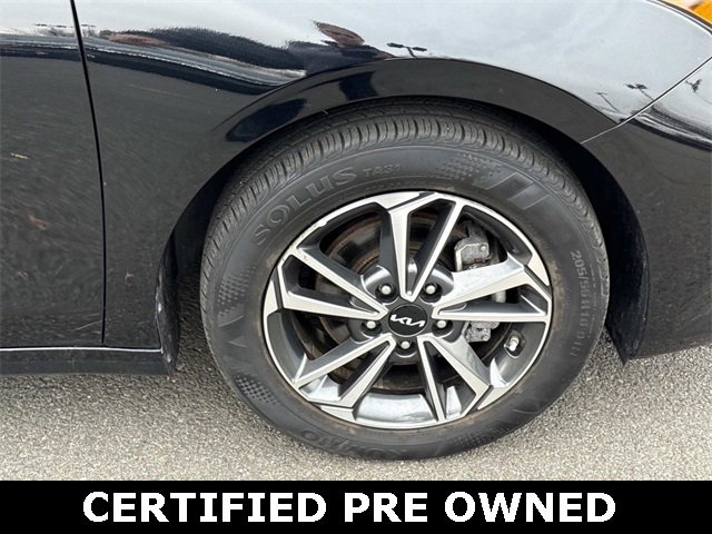 Used 2023 Kia Forte LXS image 7