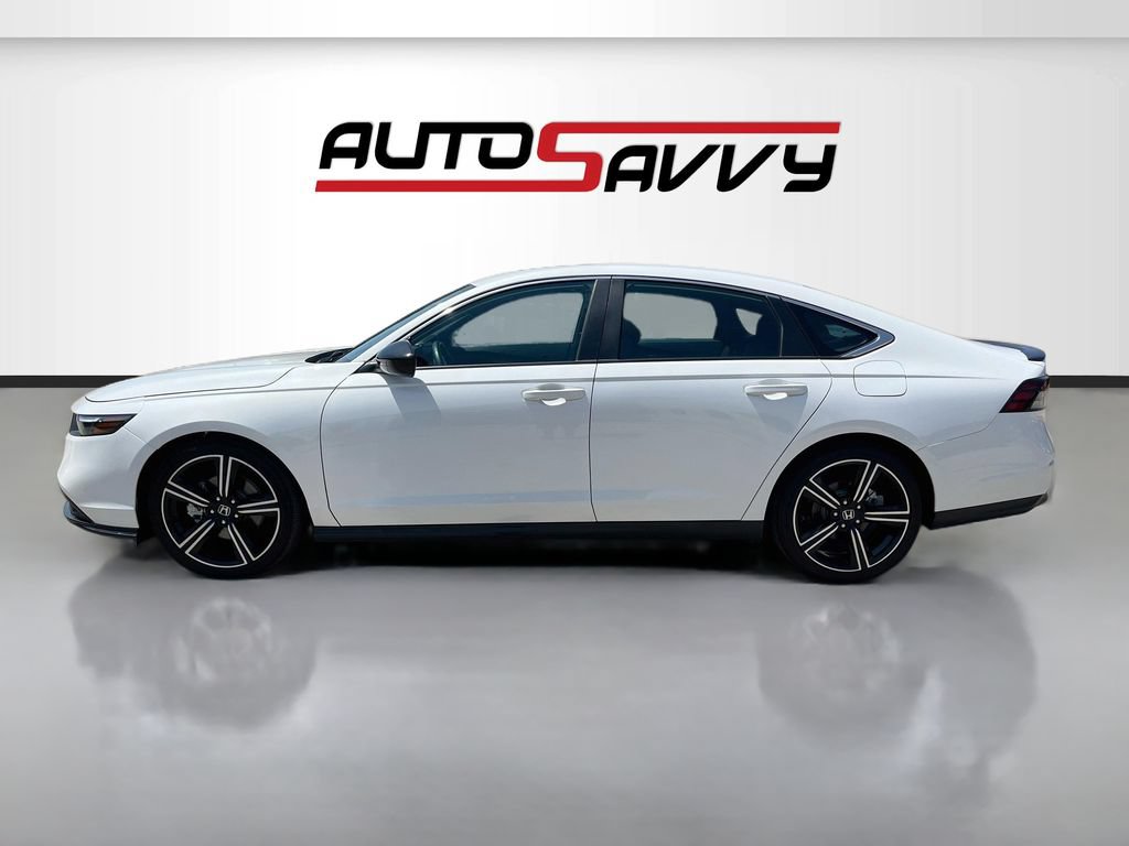 Used 2025 Honda Accord Sport image 4
