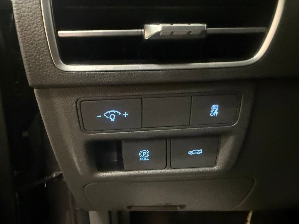Certified 2025 Hyundai Sonata SEL image 37
