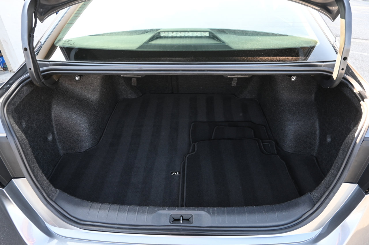 Used 2024 Nissan Altima 2.5 SV image 22