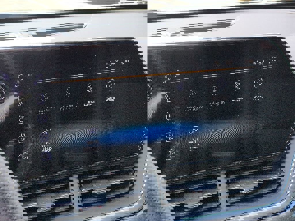 New 2026 Chevrolet Trax RS image 20