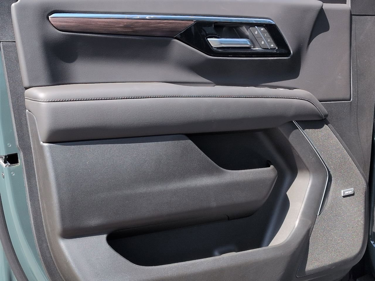 New 2026 Chevrolet Tahoe Z71 w/ Z71 Off-Road Package AWD/4WD image 23