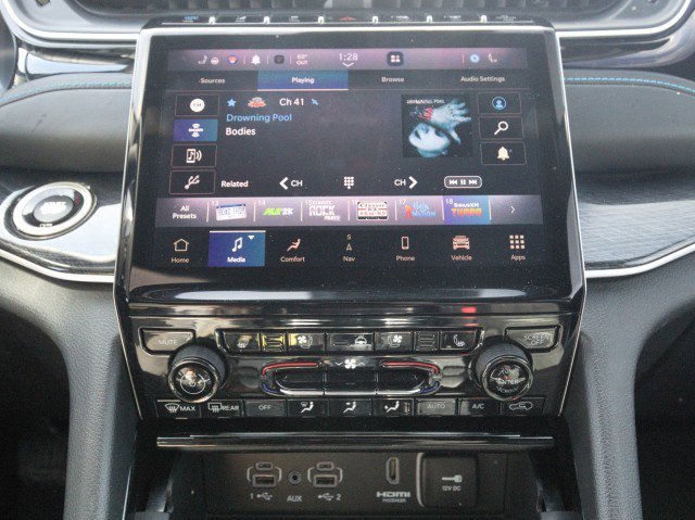 Used 2022 Jeep Grand Cherokee Trailhawk image 21