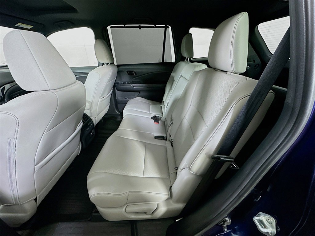 Used 2023 Honda Passport Elite image 14