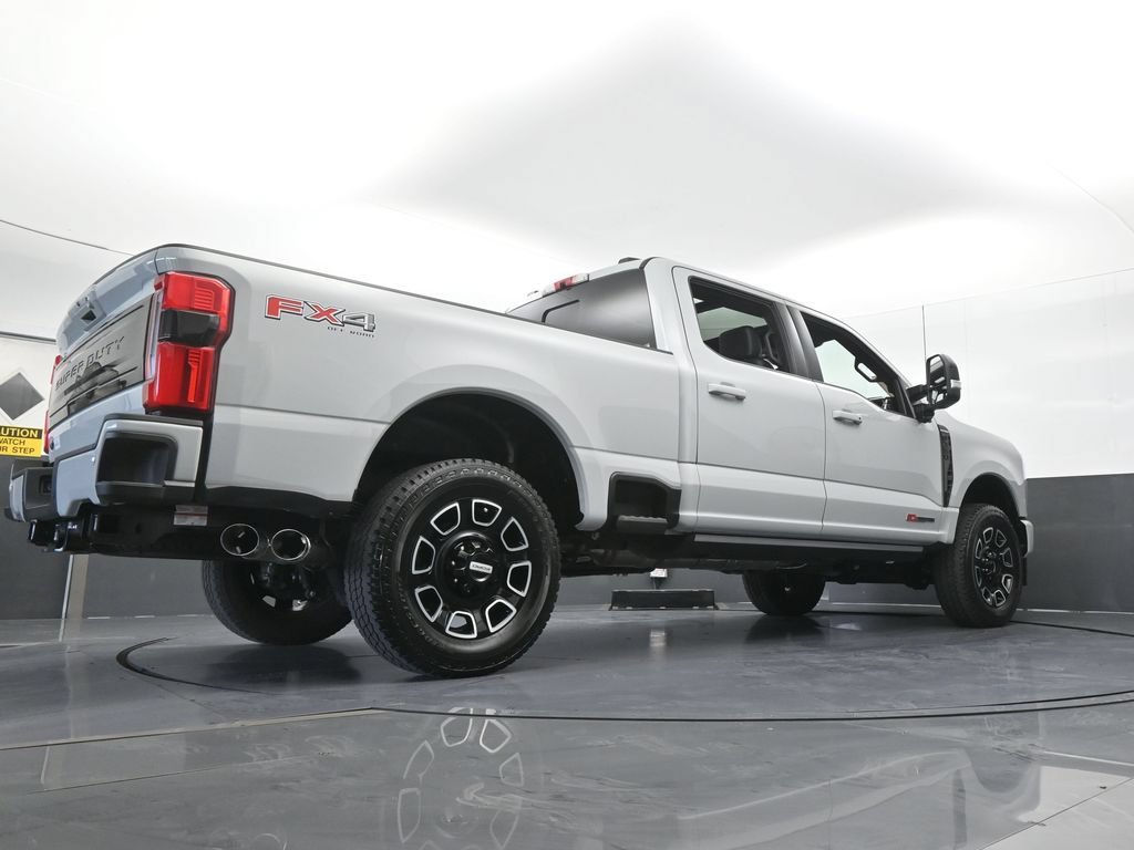 Used 2026 Ford F350 Platinum w/ FX4 Off-Road Package AWD/4WD image 76