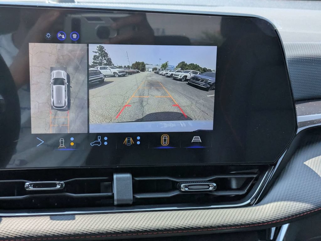 New 2027 Chevrolet Equinox RS w/ Safety and Technology Package FWD image 22