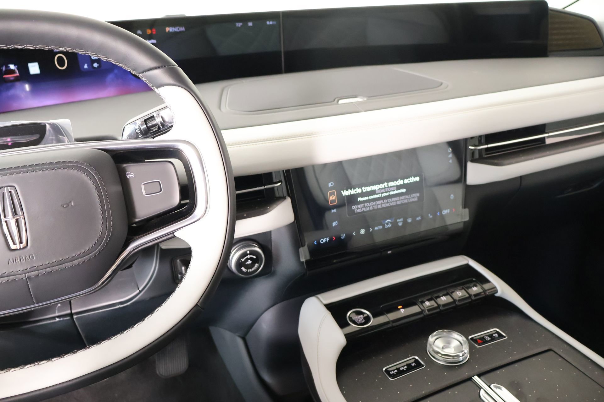 New 2026 Lincoln Navigator Black Label AWD/4WD image 5