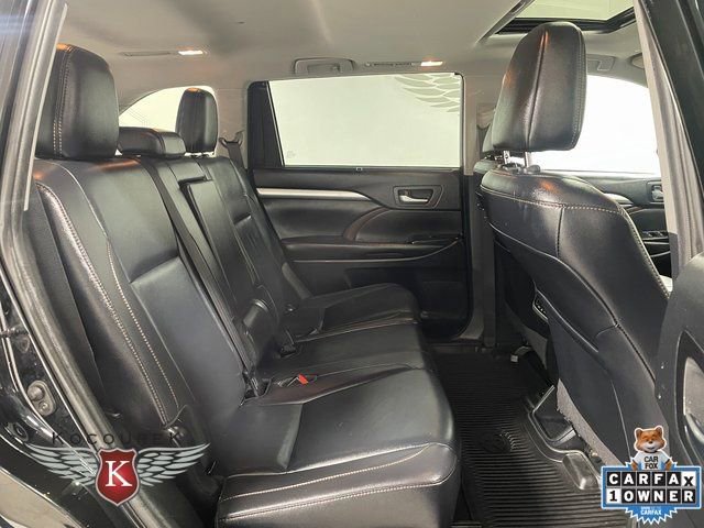 Used 2019 Toyota Highlander XLE AWD/4WD image 23