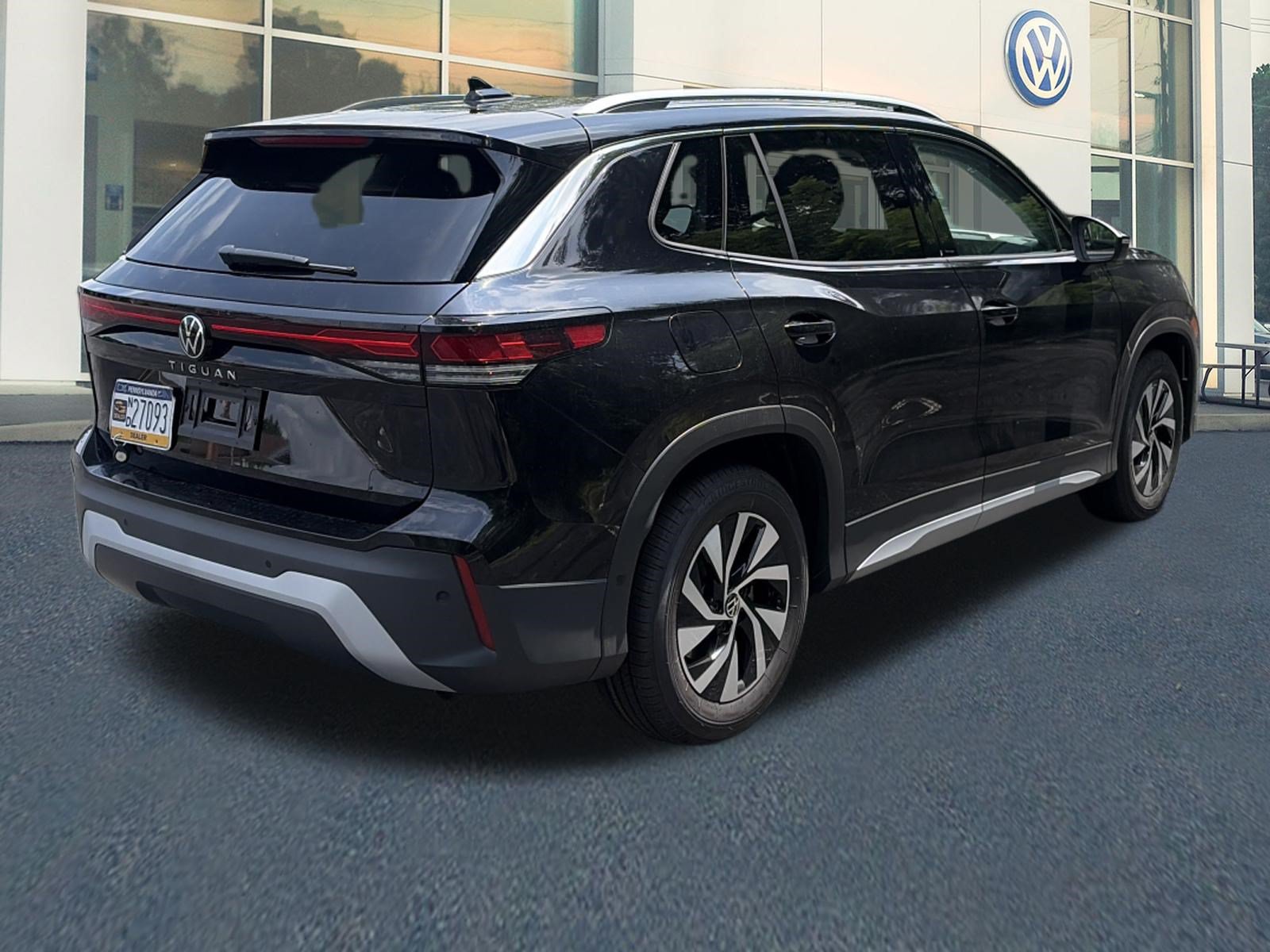 New 2026 Volkswagen Tiguan S FWD image 4