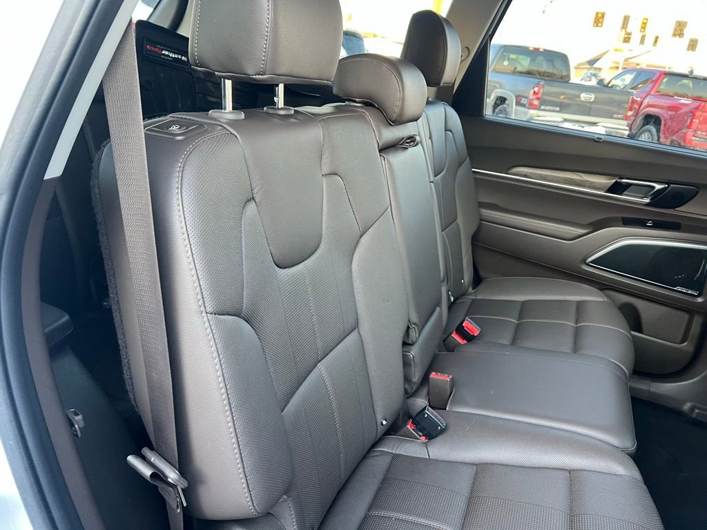Used 2020 Kia Telluride SX image 37