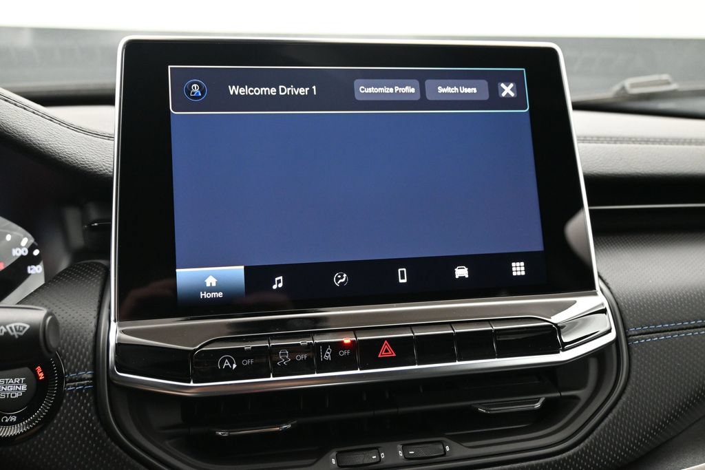 New 2026 Jeep Compass Latitude AWD/4WD image 9