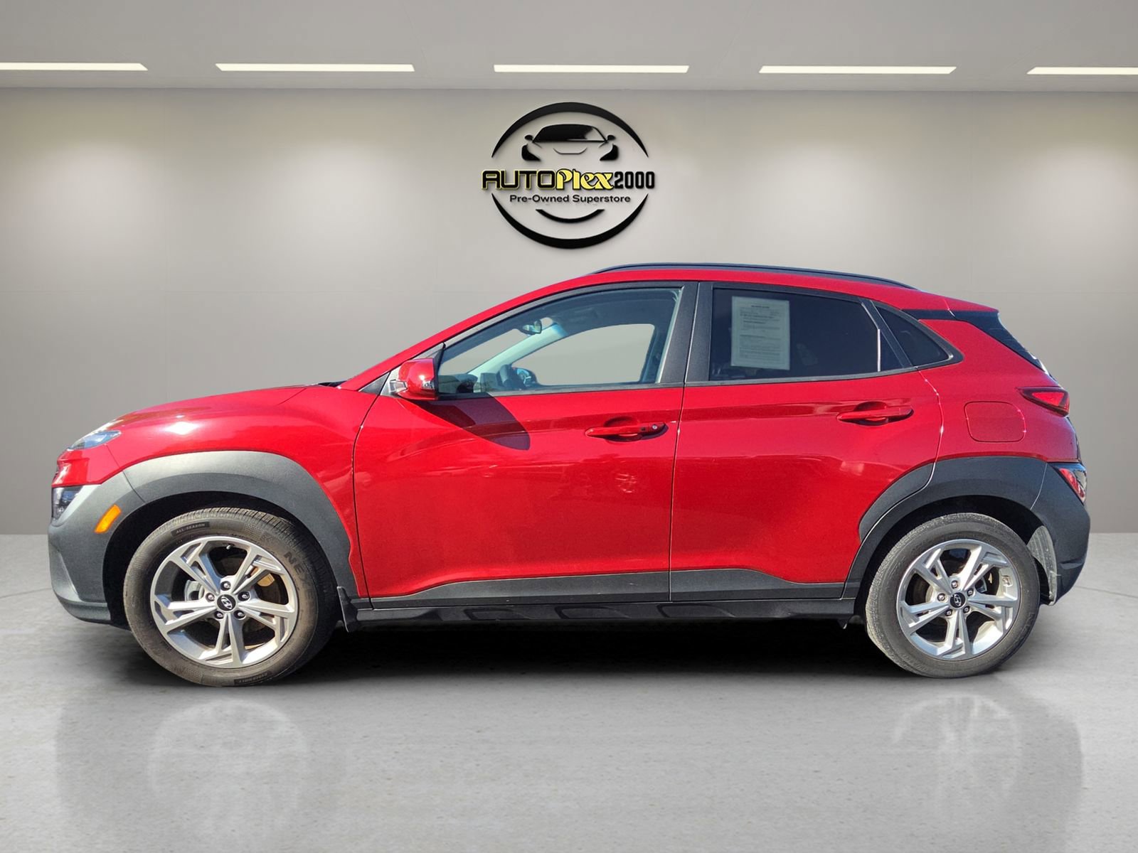 Used 2023 Hyundai Kona SEL image 4