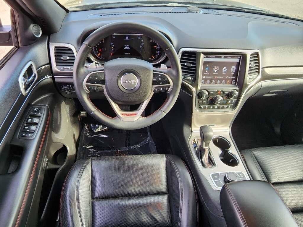 Used 2018 Jeep Grand Cherokee Trailhawk w/ Trailhawk Luxury Group image 23