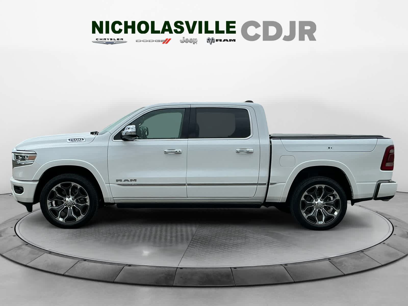 Used 2020 RAM 1500 Limited AWD/4WD image 2