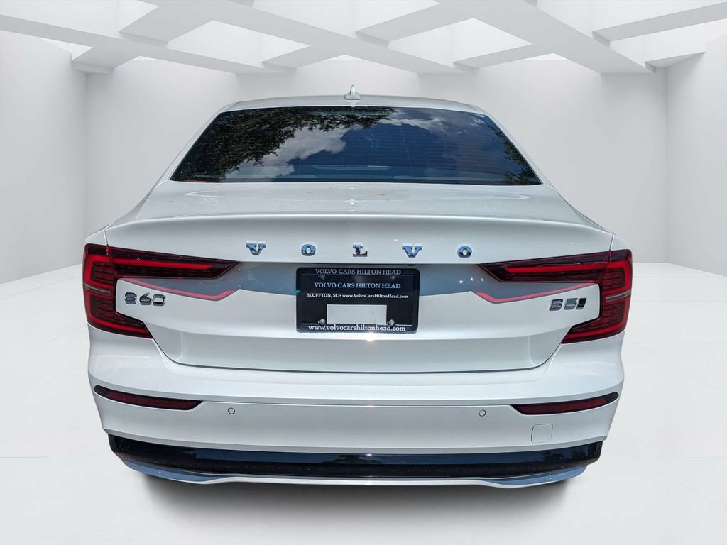 Certified 2025 Volvo S60 B5 Plus AWD/4WD image 4