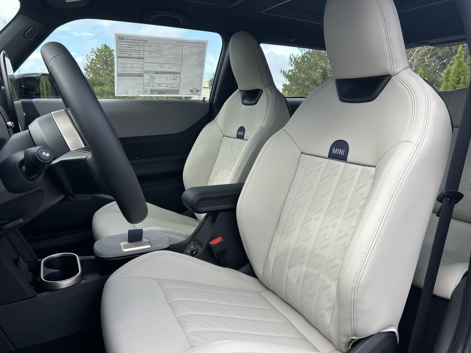 Certified 2025 MINI Cooper 2-Door Hardtop image 7