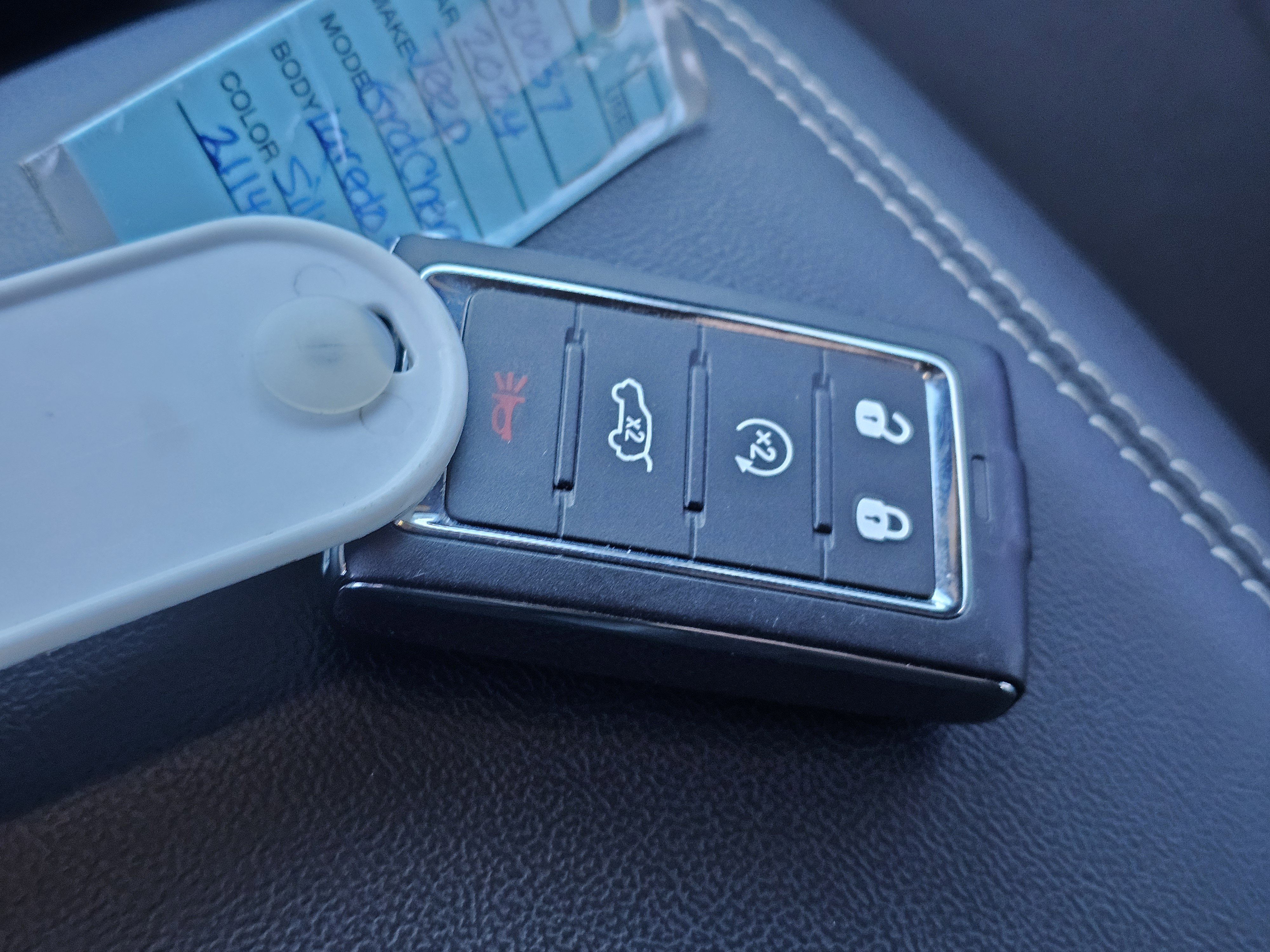 New 2024 Jeep Grand Cherokee Laredo X w/ Luxury Tech Group I image 31