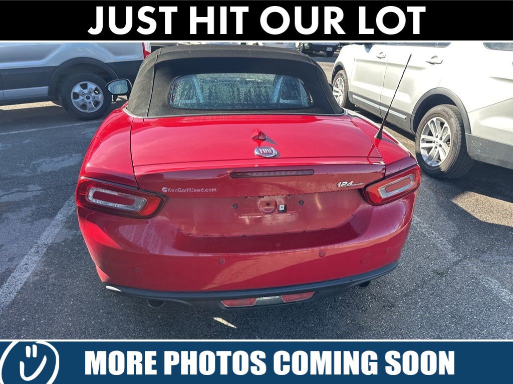 Used 2017 FIAT 124 Spider Lusso image 6