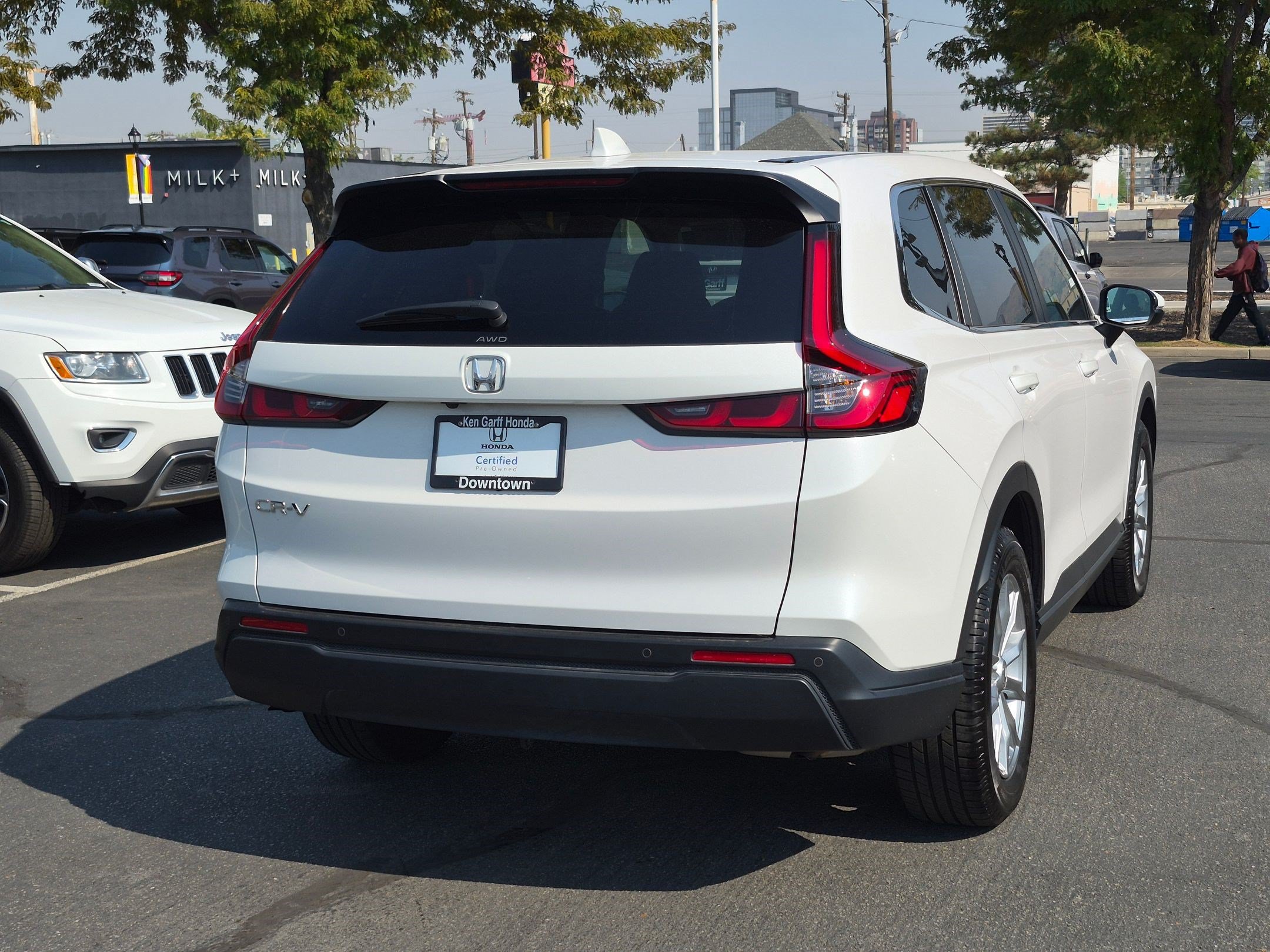 Used 2024 Honda CR-V EX-L image 3