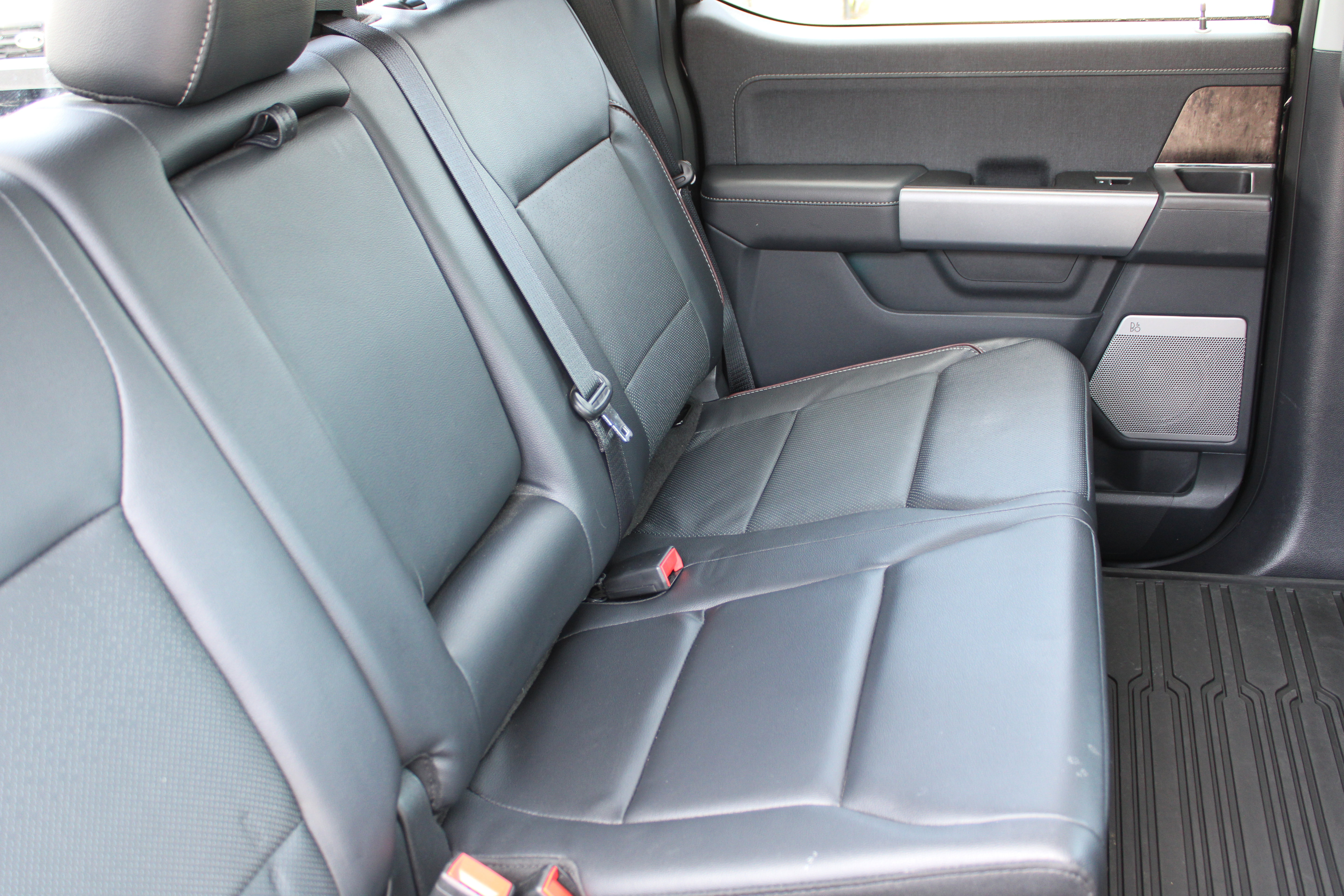 Used 2023 Ford F150 Lariat w/ FX4 Off-Road Package AWD/4WD image 15