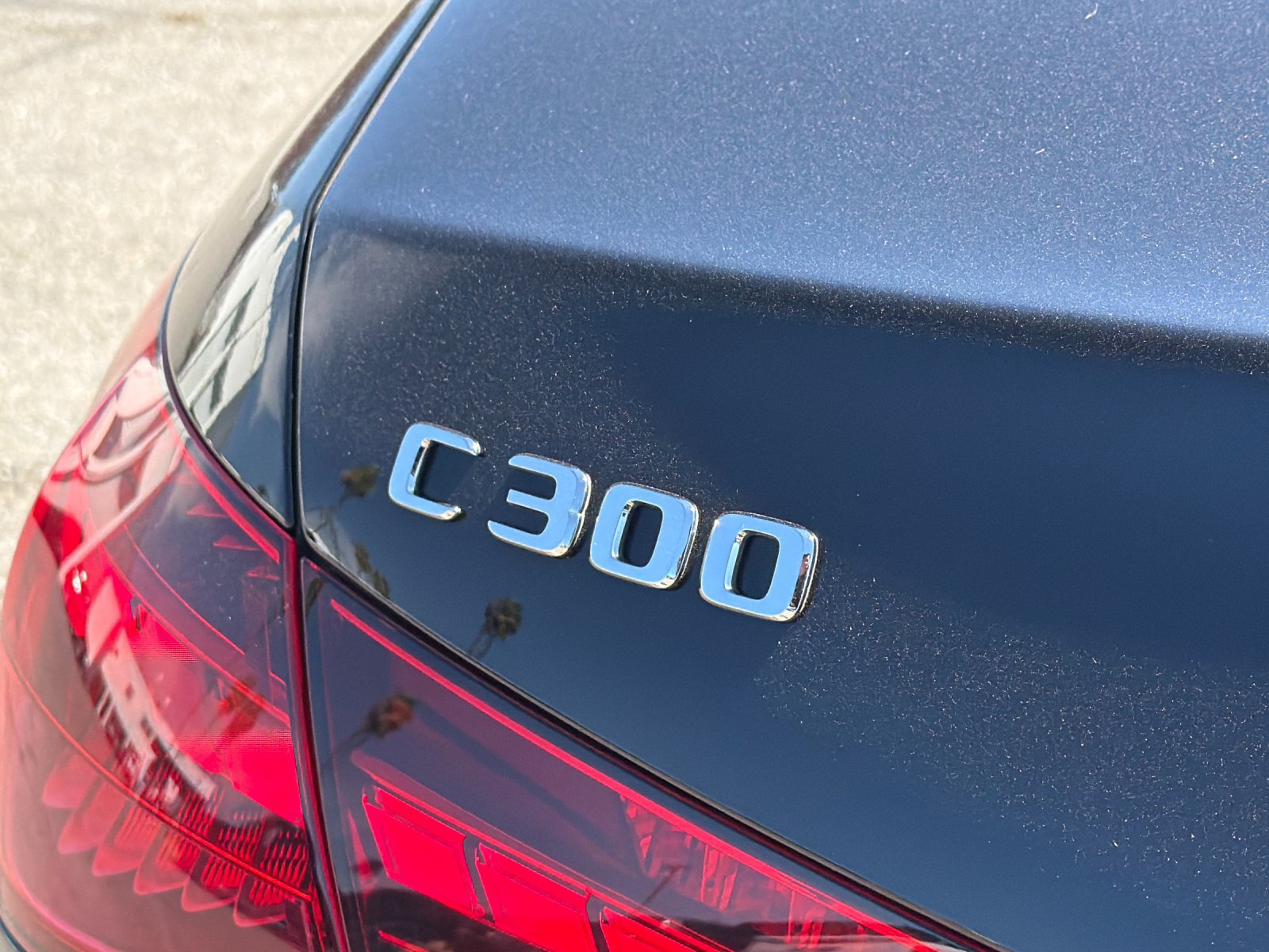 Used 2025 Mercedes-Benz C 300 Sedan image 40