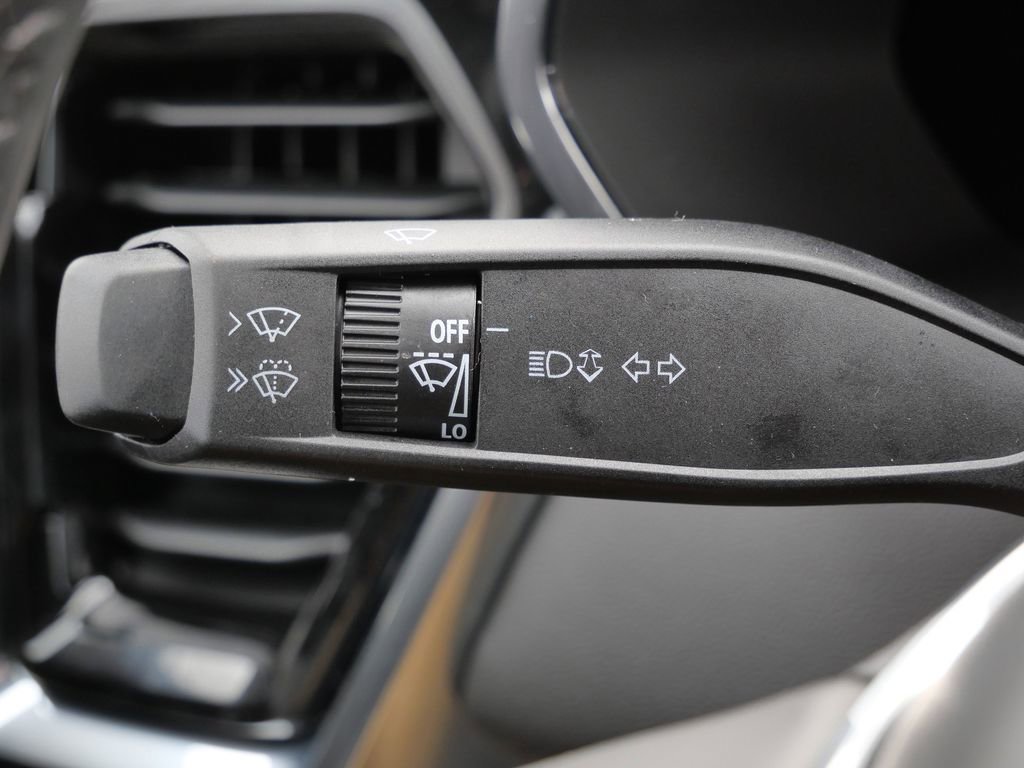 New 2026 GMC Canyon Elevation w/ Technology Package image 53