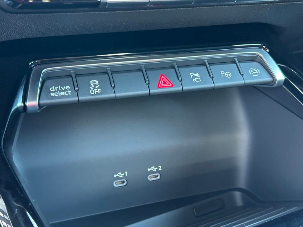New 2026 Audi RS 3 AWD/4WD image 41