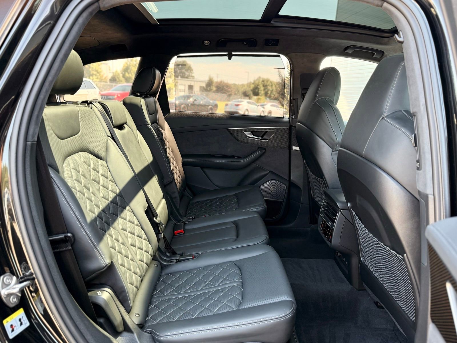 Used 2023 Audi SQ7 Prestige w/ Prestige Package image 26