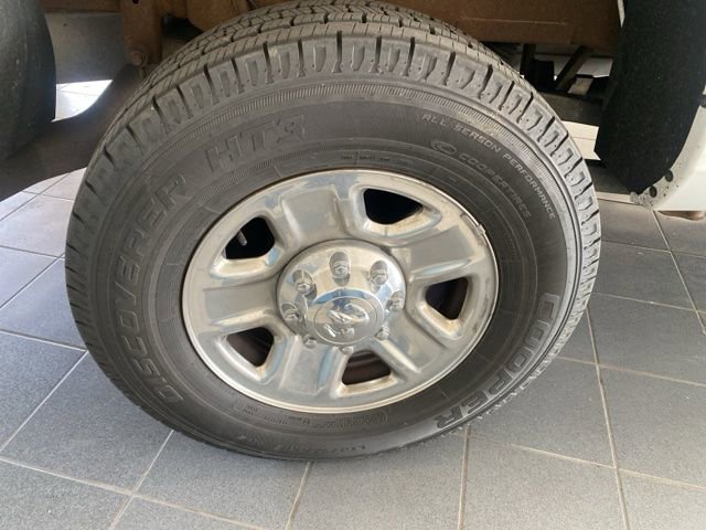 Used 2018 RAM 2500 Tradesman w/ Chrome Appearance Group AWD/4WD image 16