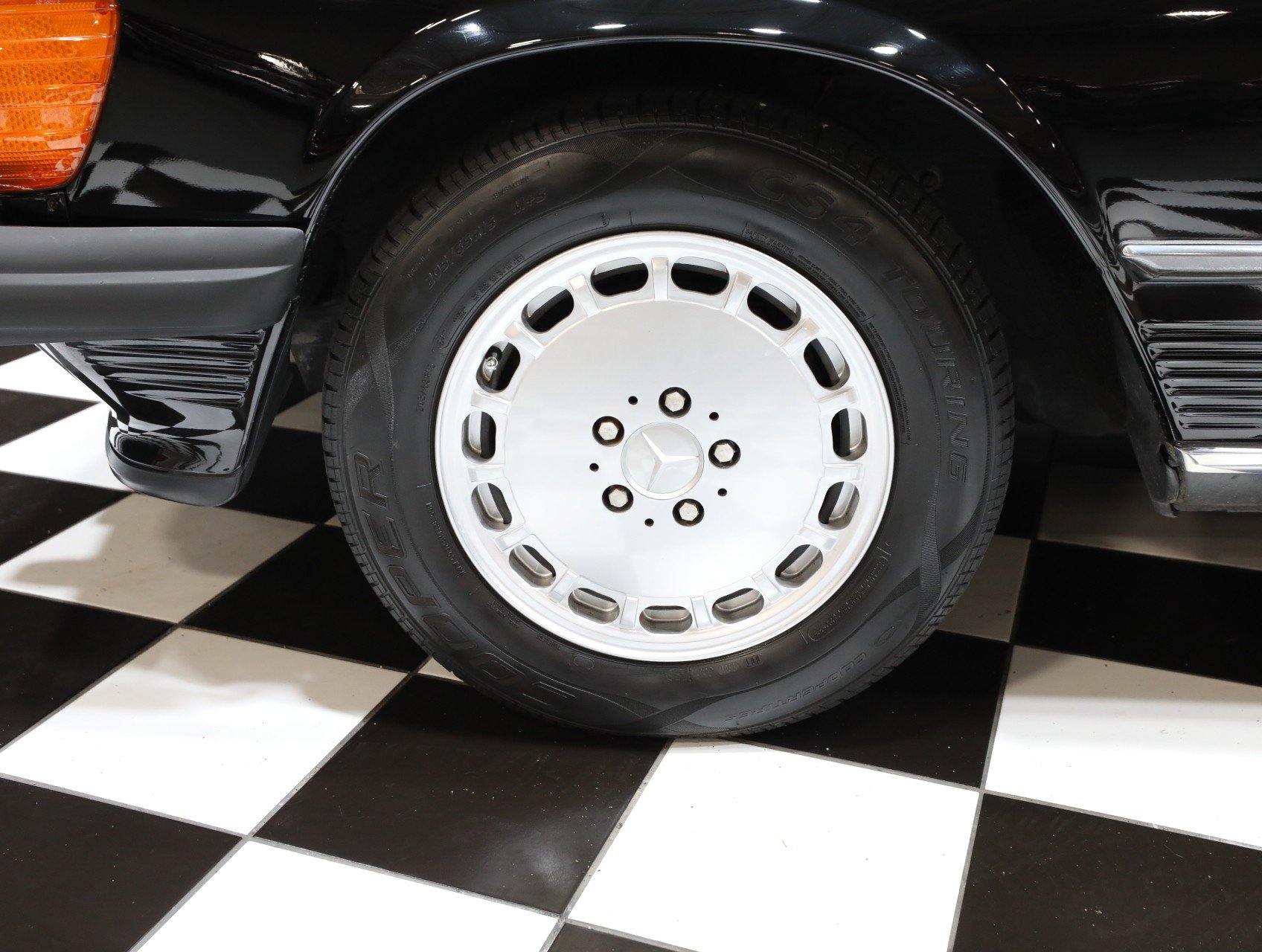 Used 1989 Mercedes-Benz 560 SL image 33