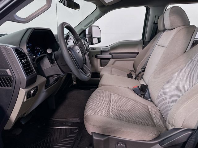 Certified 2022 Ford F250 XLT w/ Black Appearance Package image 11