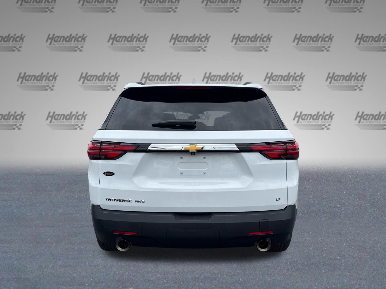 Used 2023 Chevrolet Traverse LT AWD/4WD image 9