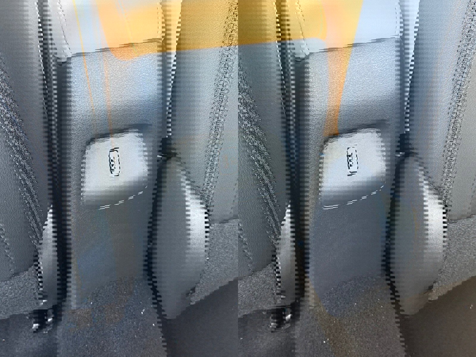 New 2025 Nissan Sentra SV w/ SV Premium Package image 16