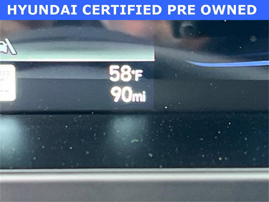 Certified 2025 Hyundai Elantra Sport image 27