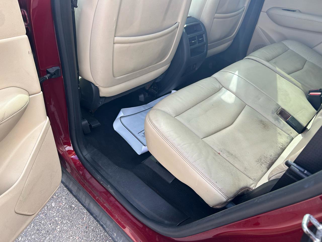 Used 2017 Cadillac XT5 Luxury w/ Driver Awareness Package FWD image 9