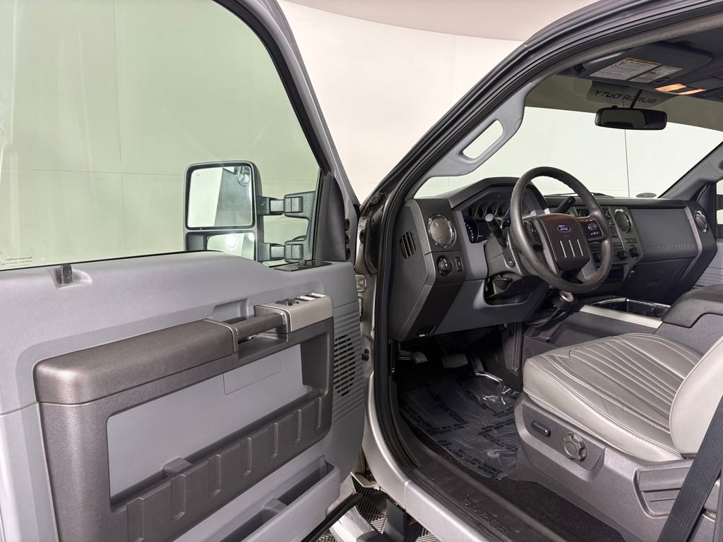 Used 2016 Ford F250 XLT w/ XLT Value Package image 11