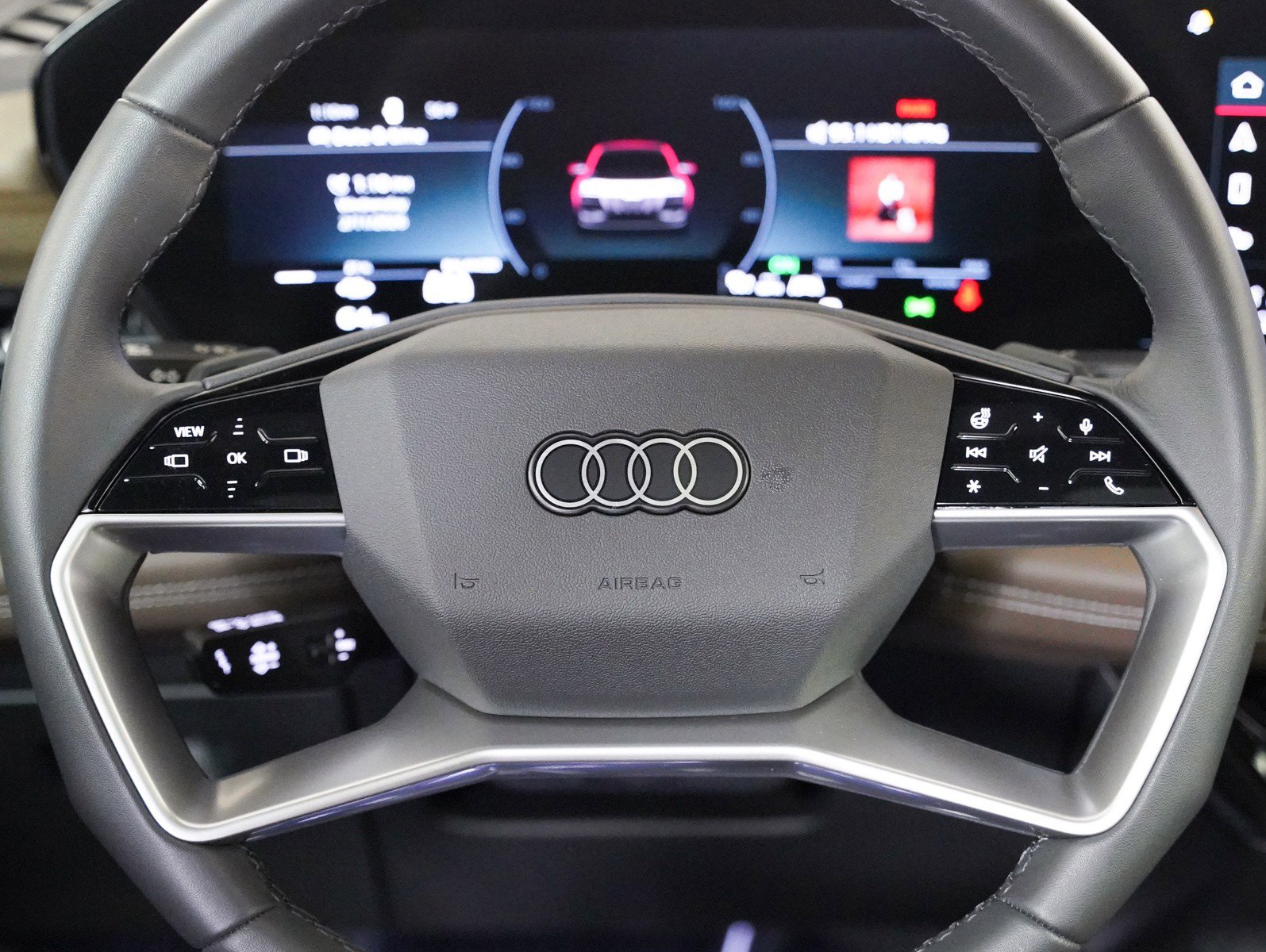 Certified 2025 Audi Q6 e-tron Premium w/ Convenience Package image 16