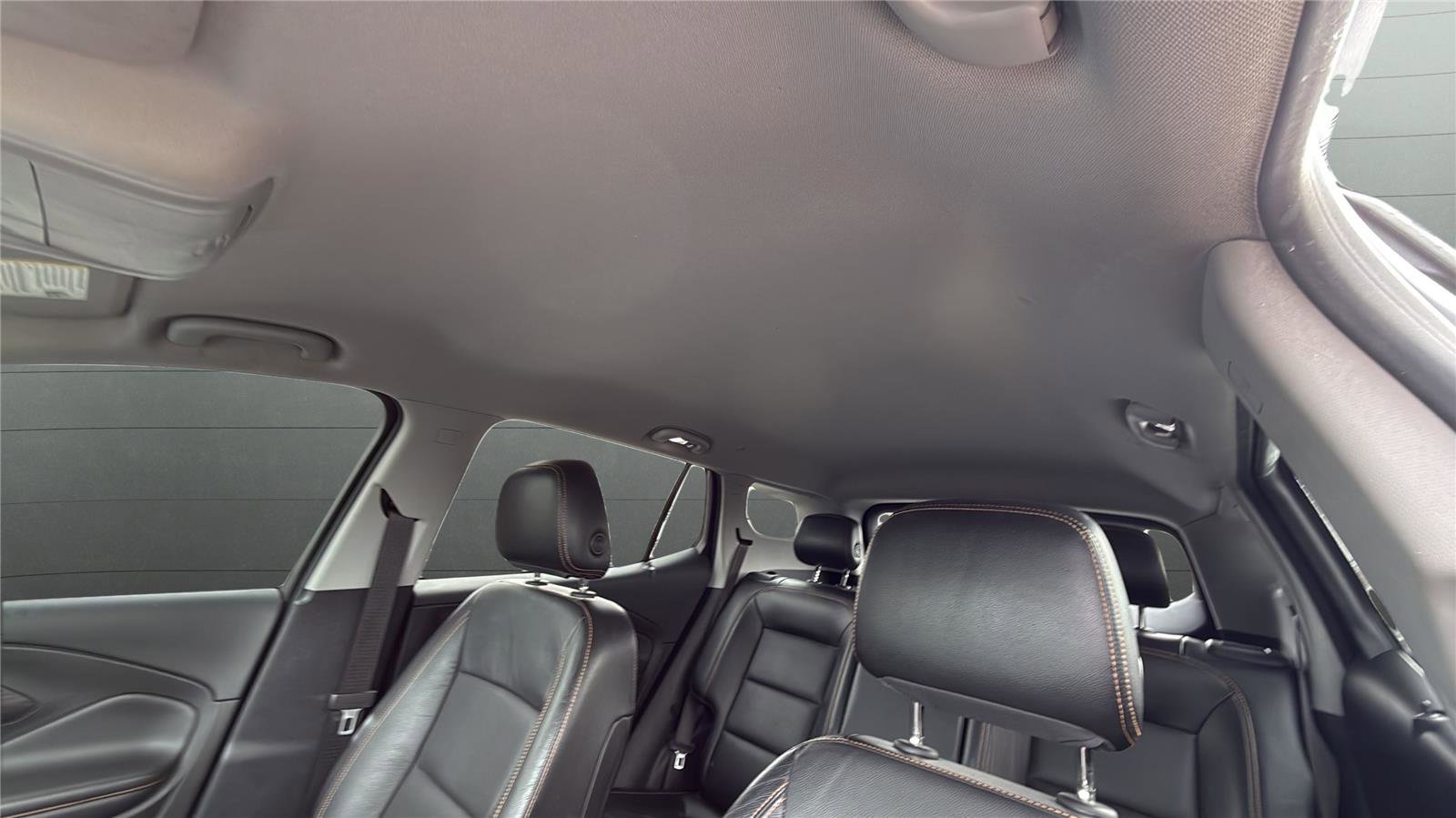 Used 2018 GMC Terrain SLT w/ Preferred Package image 3