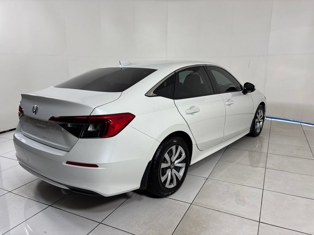 Used 2023 Honda Civic LX image 5